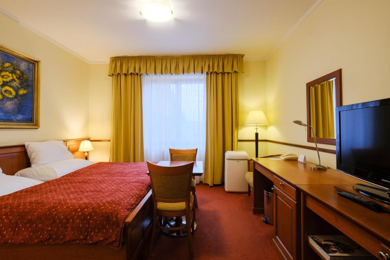 Hotel Matysak Bratislava Buitenkant foto