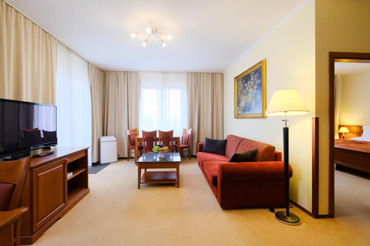 Hotel Matysak Bratislava Buitenkant foto