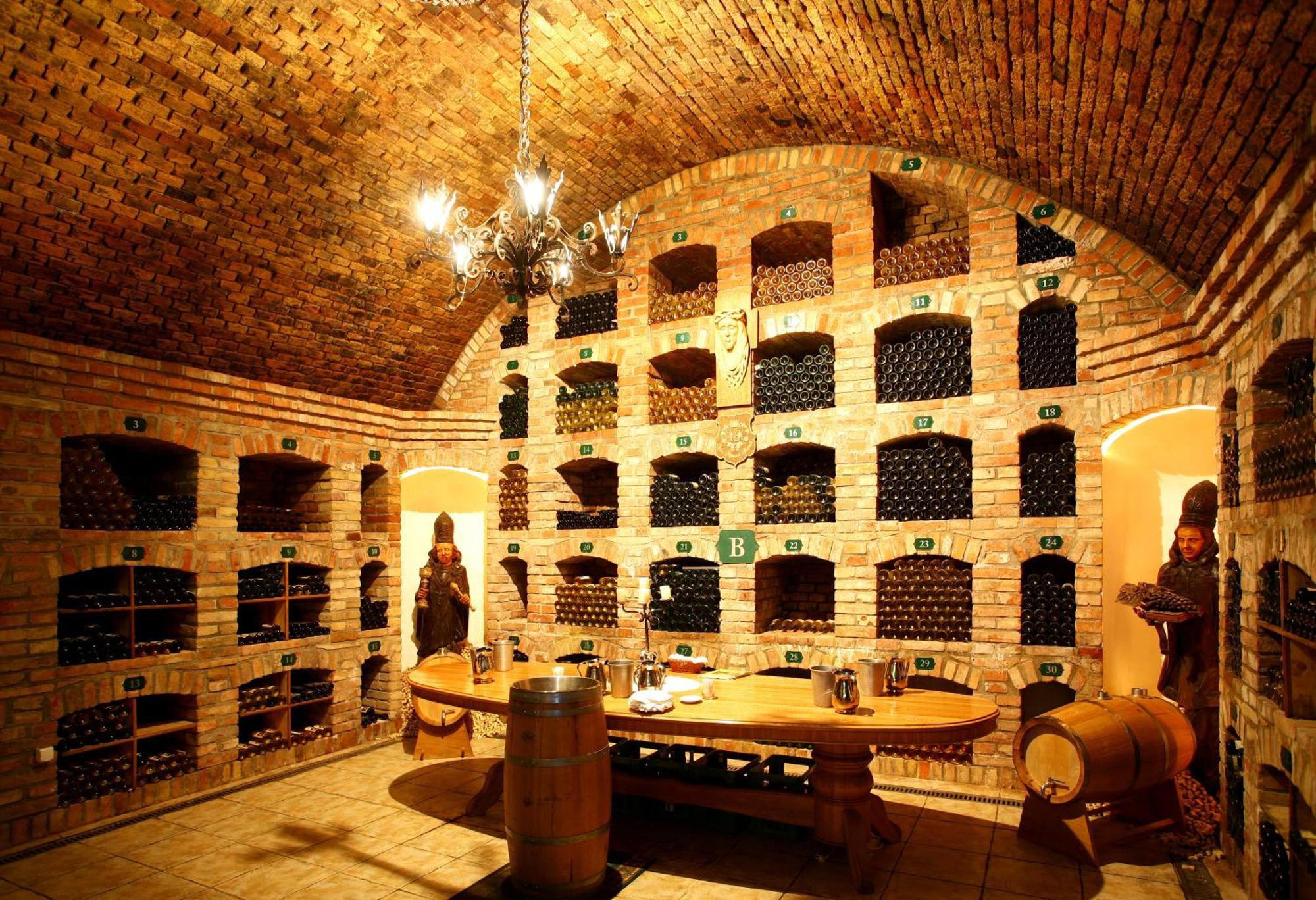 Hotel Matysak Bratislava Buitenkant foto
